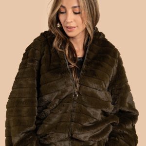 Chaqueta color verde con capota 105465