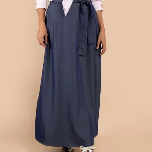 Falda color azul con cinturón 105546