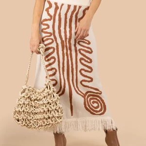 Falda color beige con estampado y flecos 106064