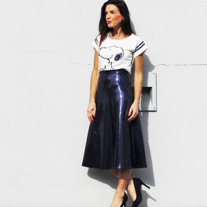 Falda midi de lentejuelas azul marina